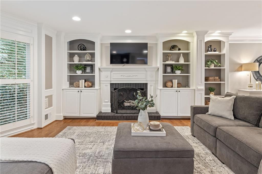 1042 Trailridge Place