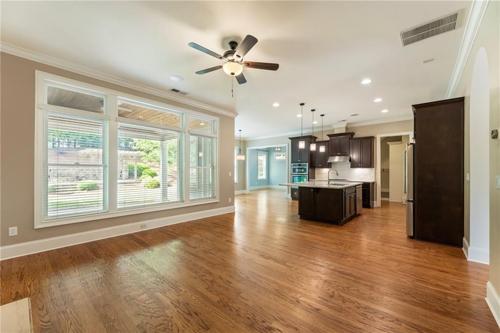 2165 Mcfarlin Lane