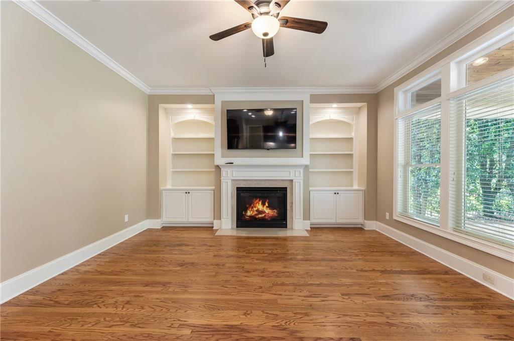2165 Mcfarlin Lane