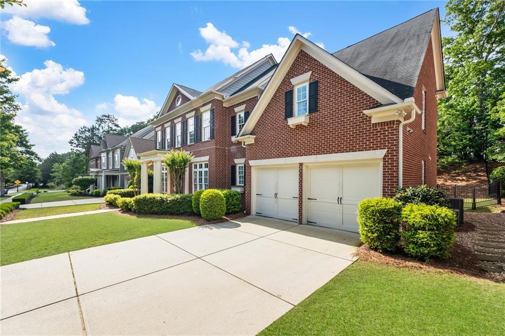 2165 Mcfarlin Lane