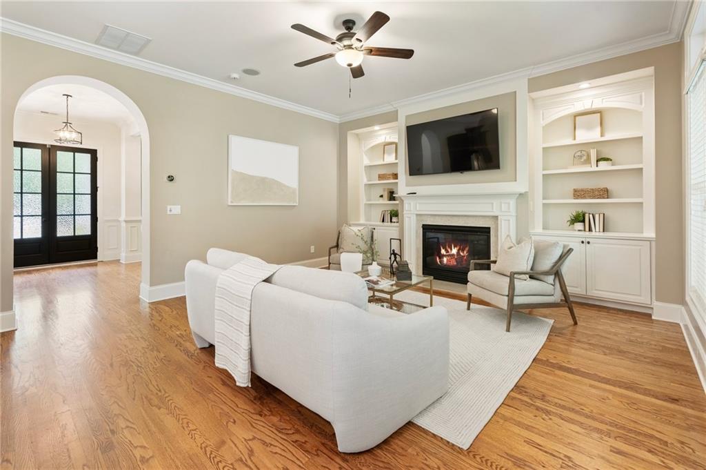 2165 Mcfarlin Lane