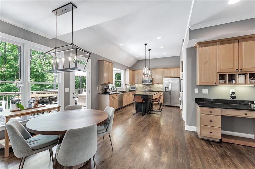 4045 Bridle Ridge Drive