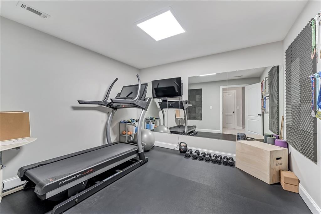 4045 Bridle Ridge Drive