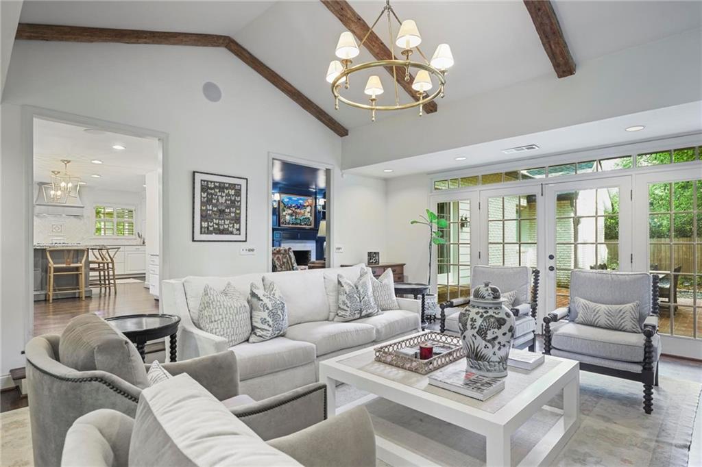 3251 Pinestream Road NW