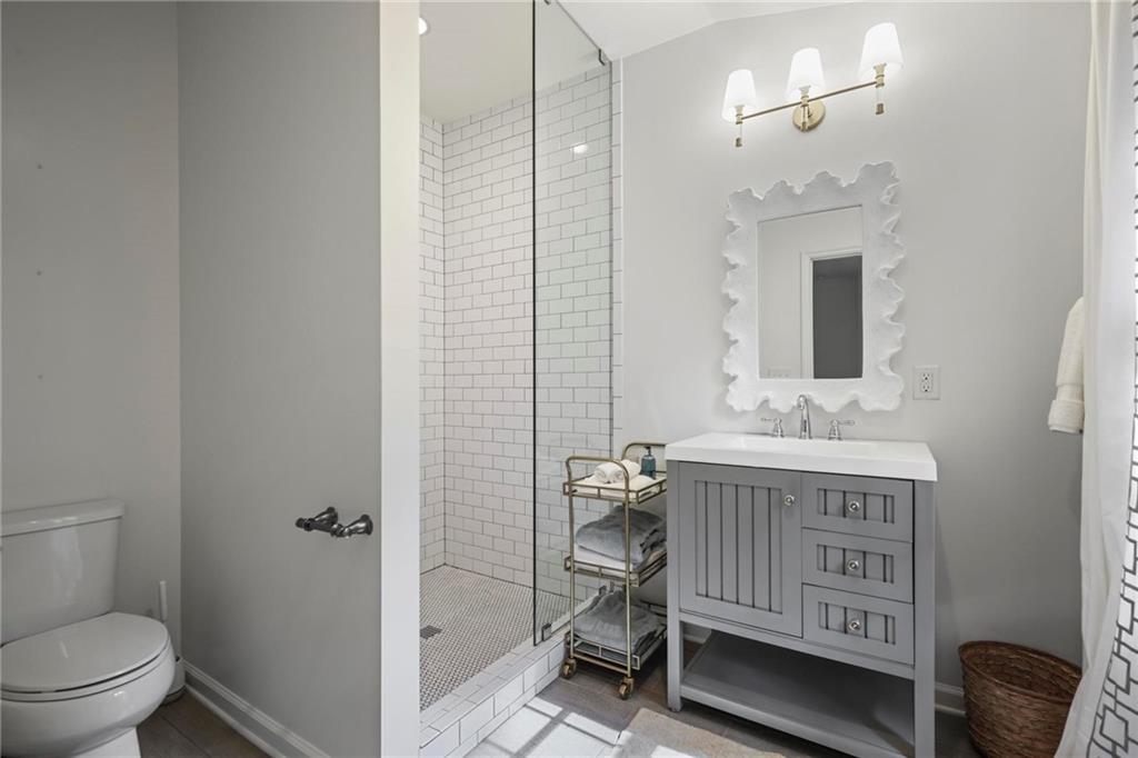 3251 Pinestream Road NW