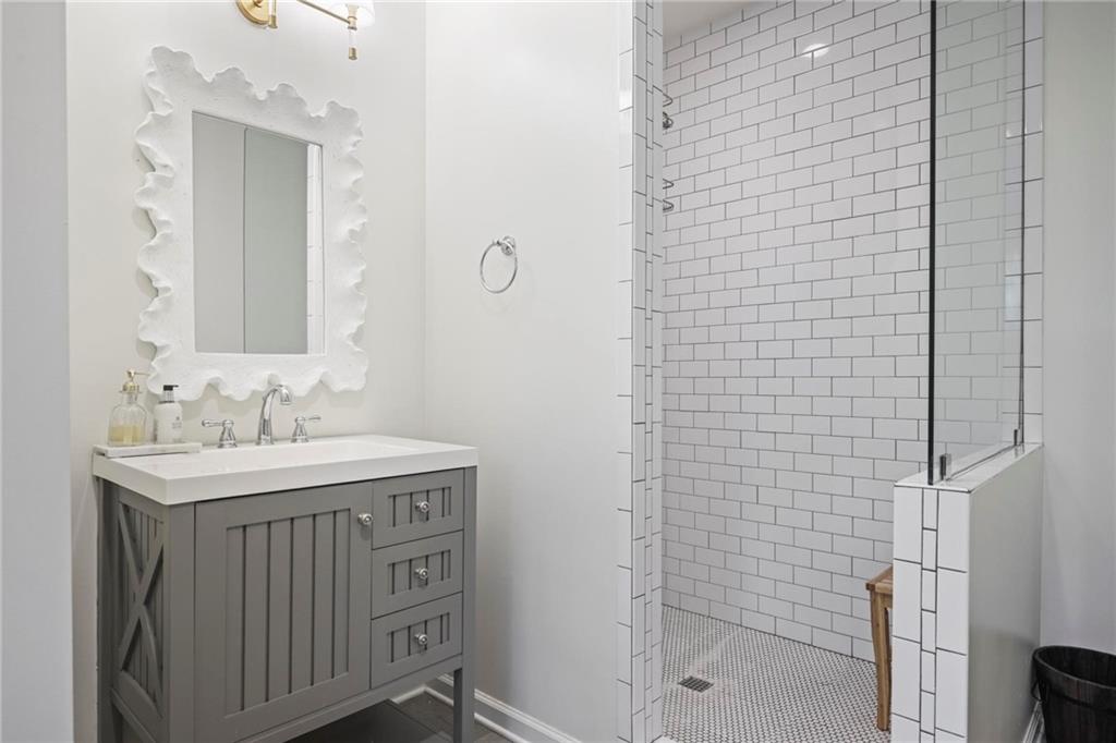 3251 Pinestream Road NW