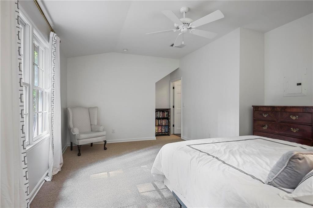 3251 Pinestream Road NW