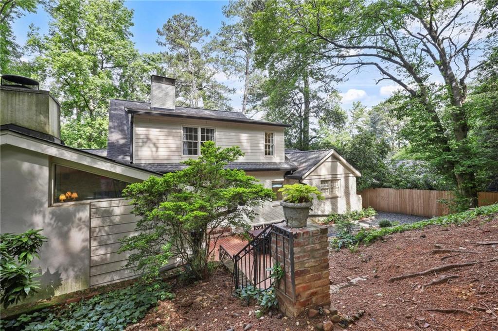 3251 Pinestream Road NW