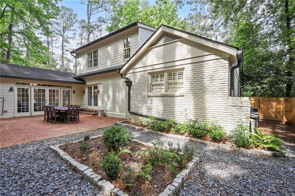 3251 Pinestream Road NW