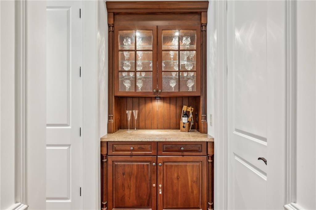 1031 Eulalia Road NE