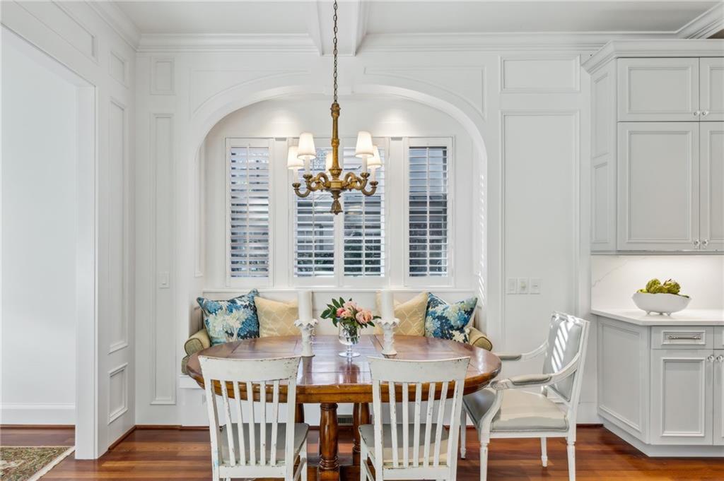 1031 Eulalia Road NE