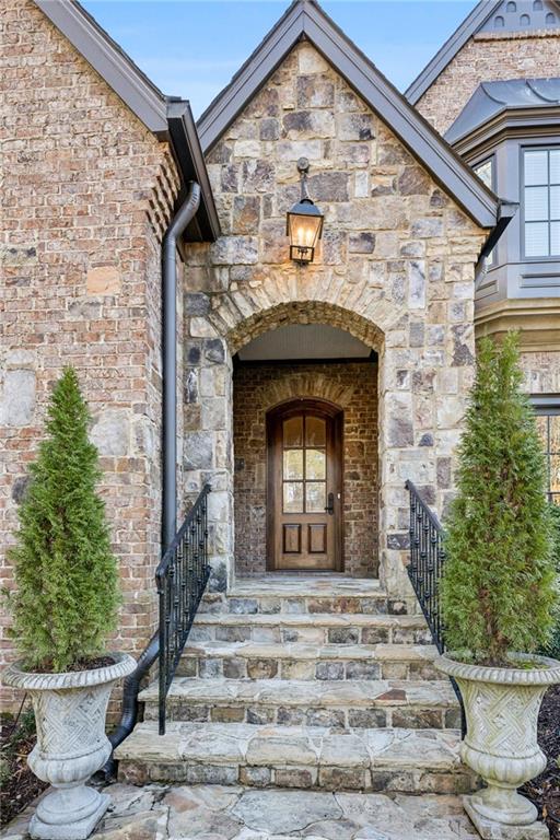 1031 Eulalia Road NE