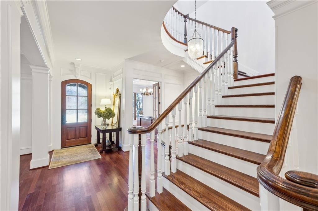 1031 Eulalia Road NE