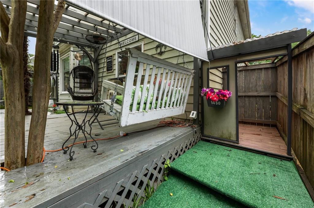 1450 Crescent Walk