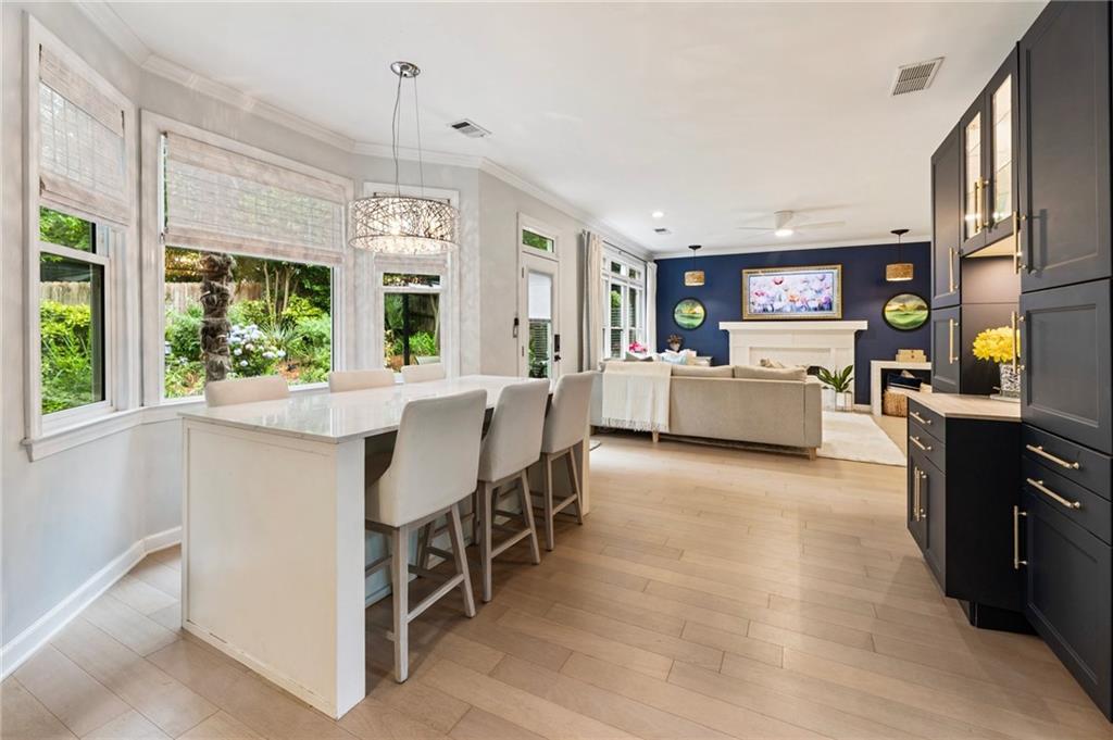 1450 Crescent Walk