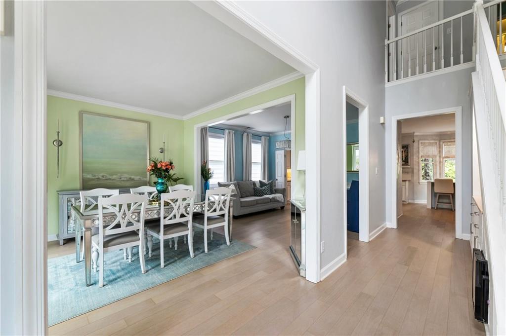 1450 Crescent Walk