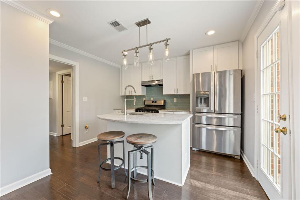 27 Jefferson Hill Place NE