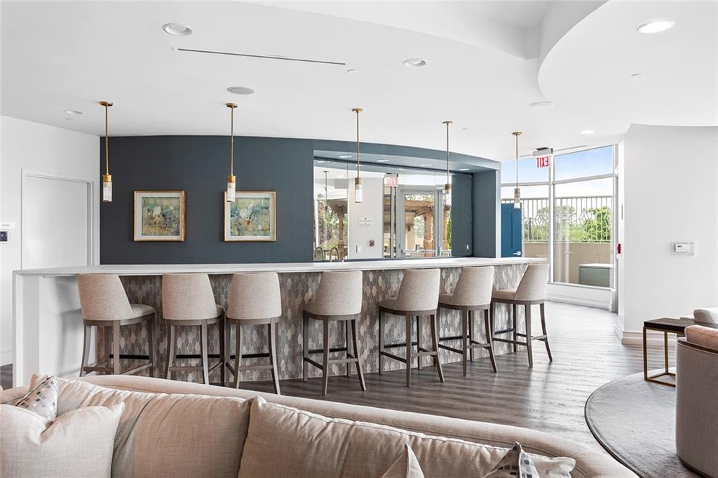 2795 Peachtree Road NE Unit 2101