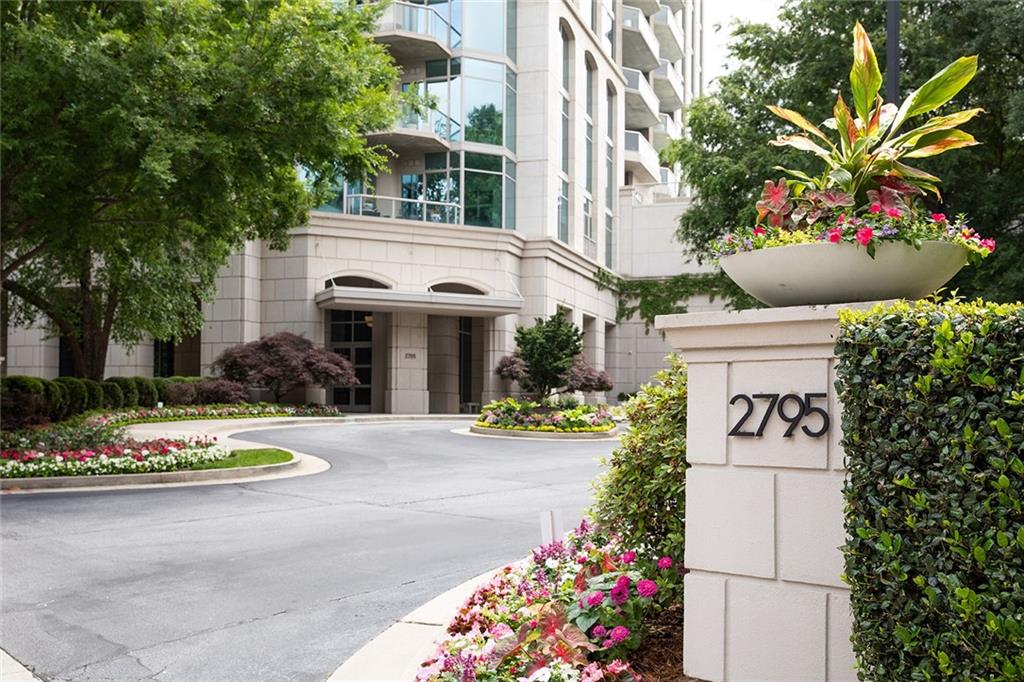 2795 Peachtree Road NE Unit 2101