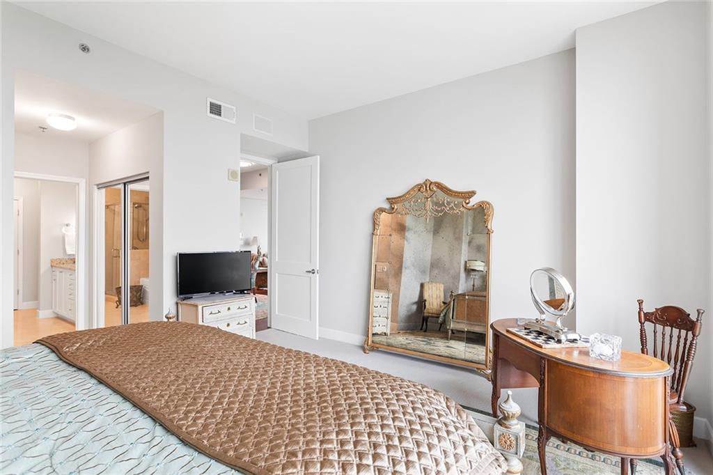 2795 Peachtree Road NE Unit 2101