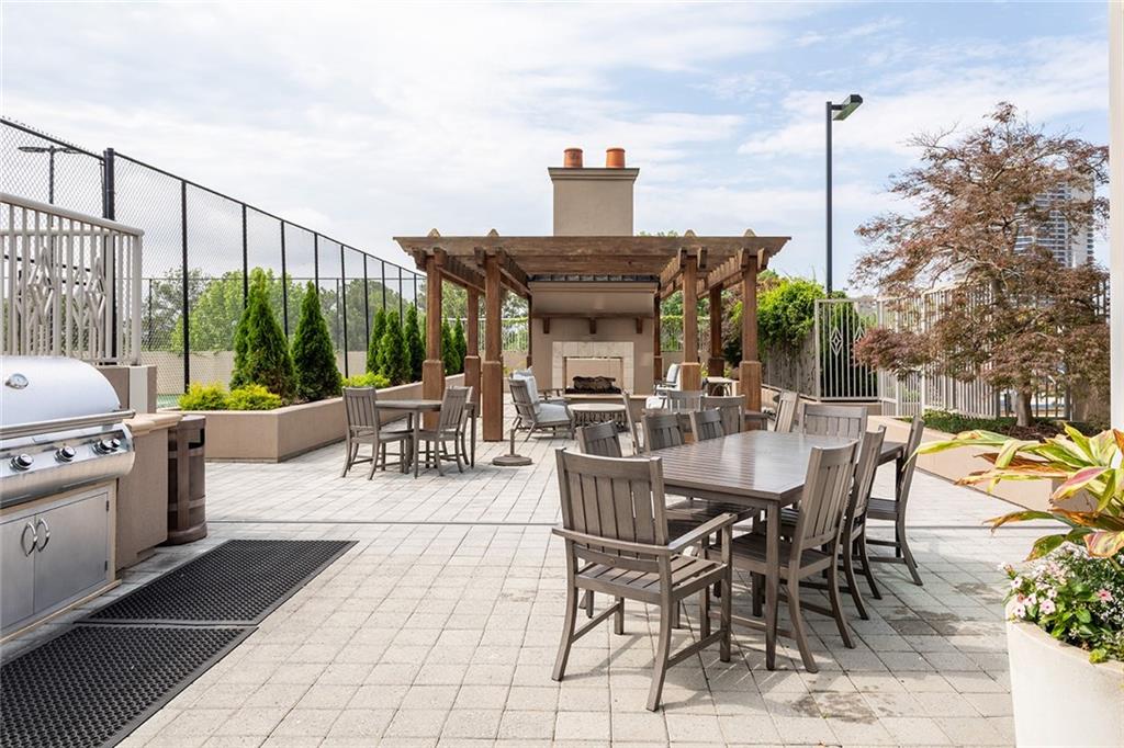 2795 Peachtree Road NE Unit 2101