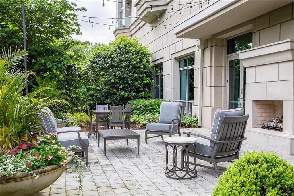 2795 Peachtree Road NE Unit 2101