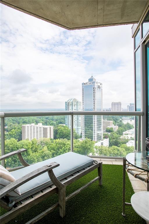 2795 Peachtree Road NE Unit 2101