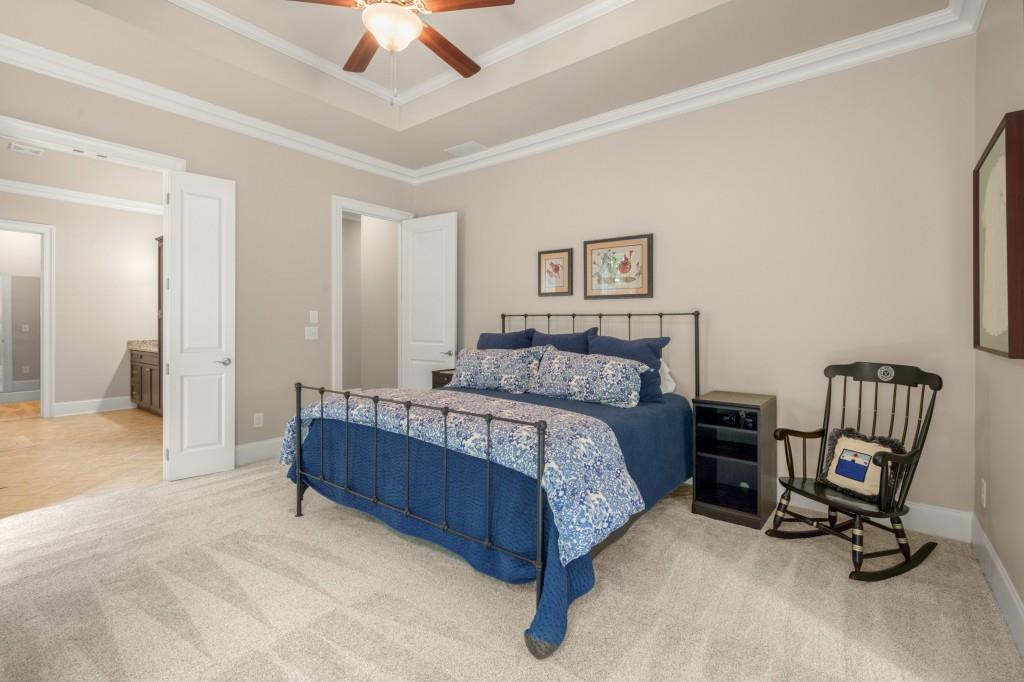 2700 Vinings Orchard Circle