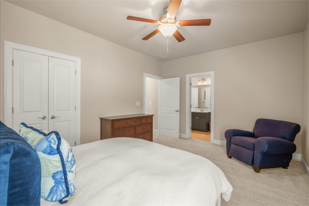 2700 Vinings Orchard Circle