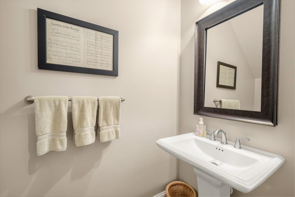 2700 Vinings Orchard Circle