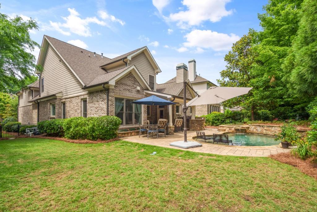 2700 Vinings Orchard Circle