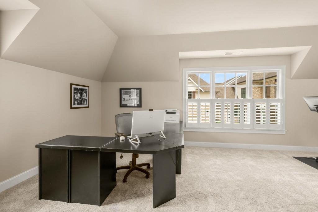 2700 Vinings Orchard Circle