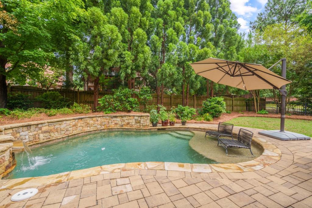 2700 Vinings Orchard Circle