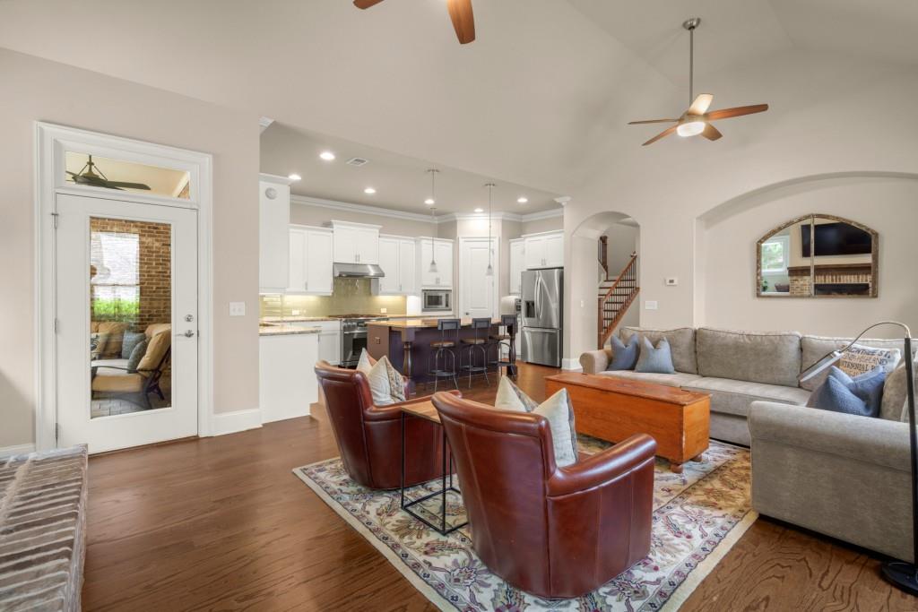 2700 Vinings Orchard Circle