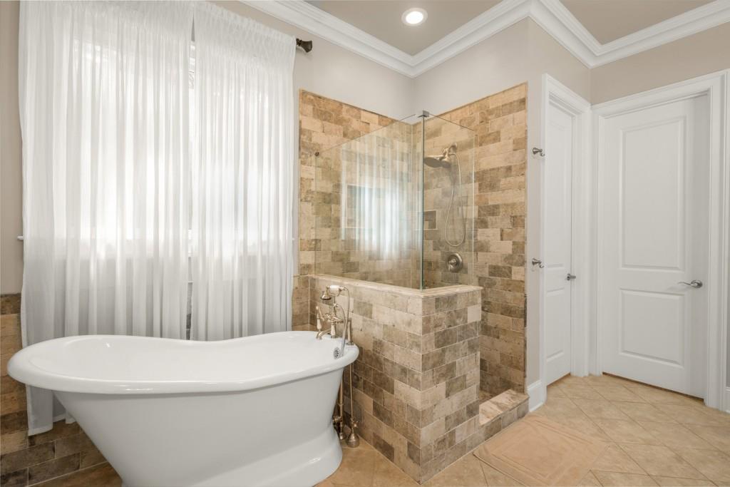 2700 Vinings Orchard Circle