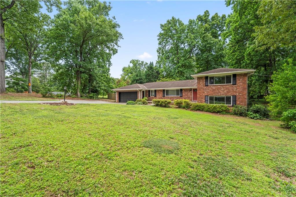 23 Hunting Creek Drive