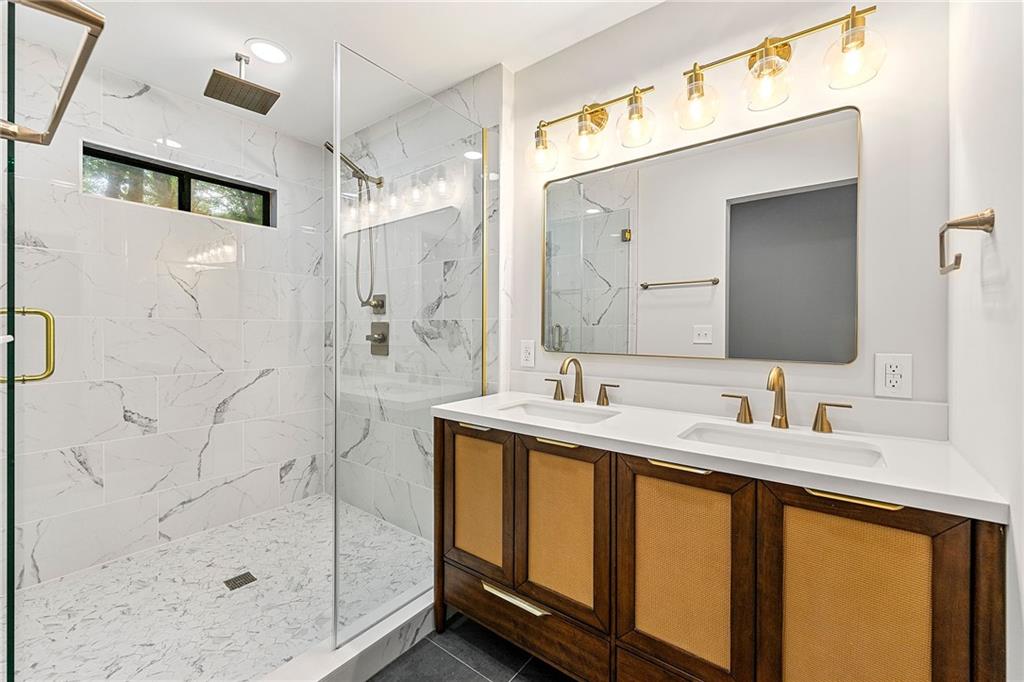 3430 Rocky Springs Court