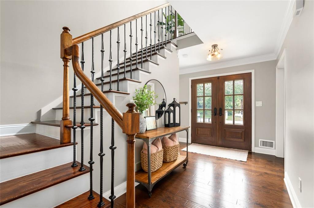 3710 Robinson Walk Court