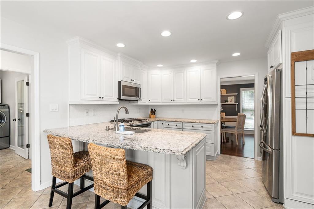 3710 Robinson Walk Court