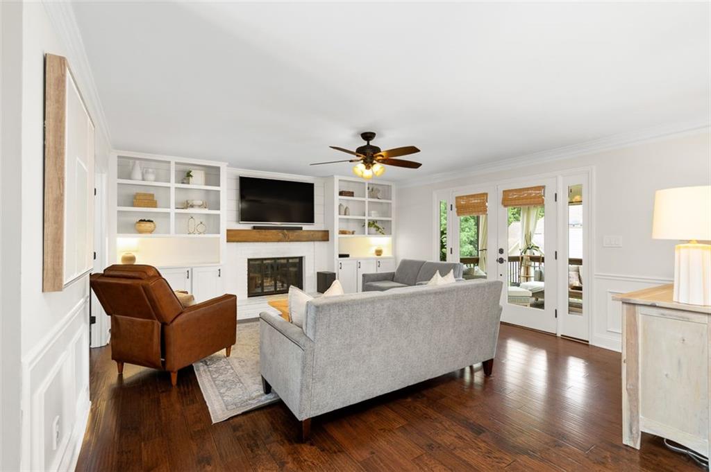 3710 Robinson Walk Court