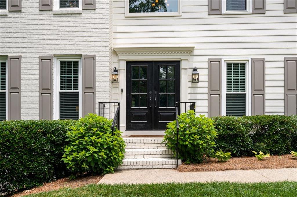 3710 Robinson Walk Court