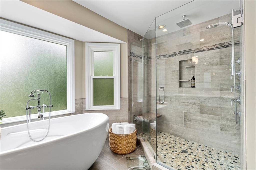 3710 Robinson Walk Court