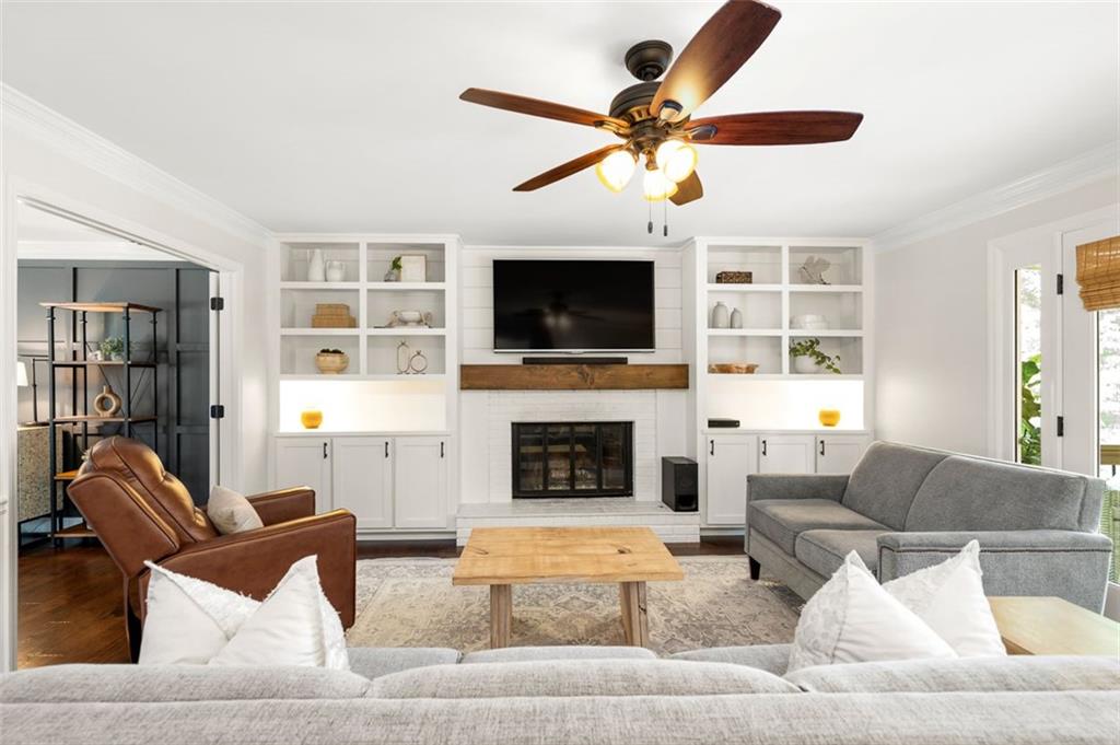 3710 Robinson Walk Court