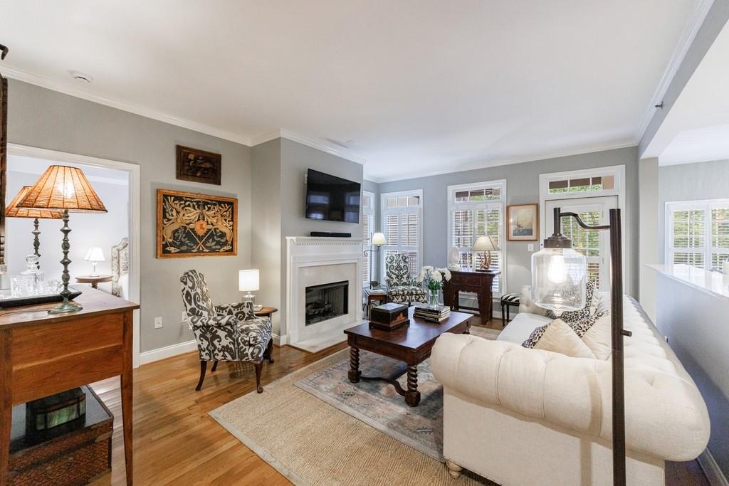 50 BISCAYNE Drive NW Unit 4110