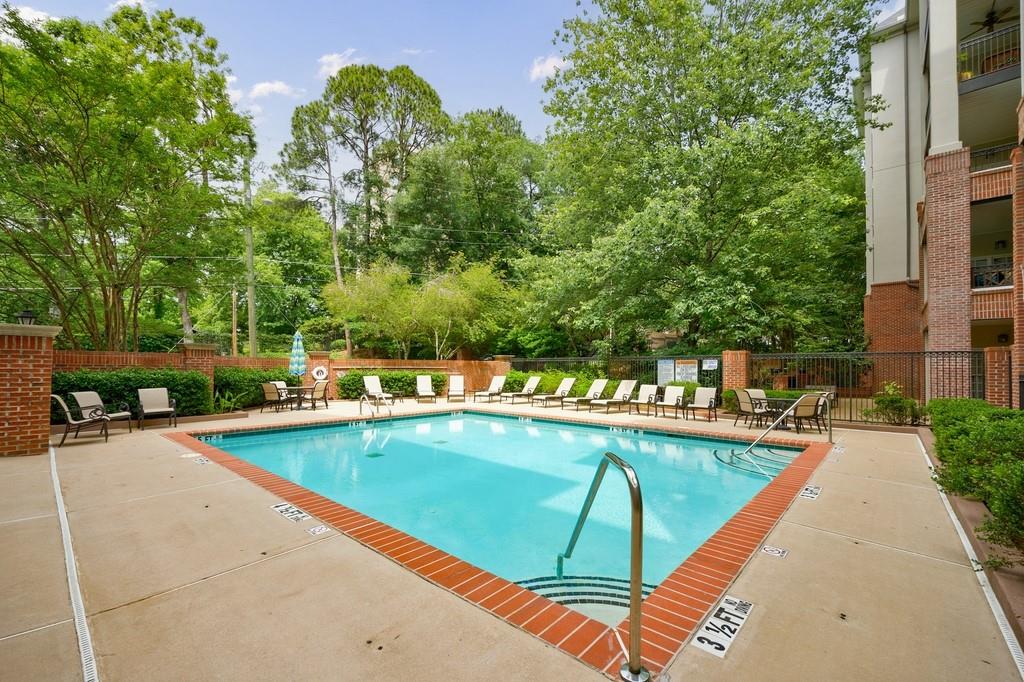 50 BISCAYNE Drive NW Unit 4110