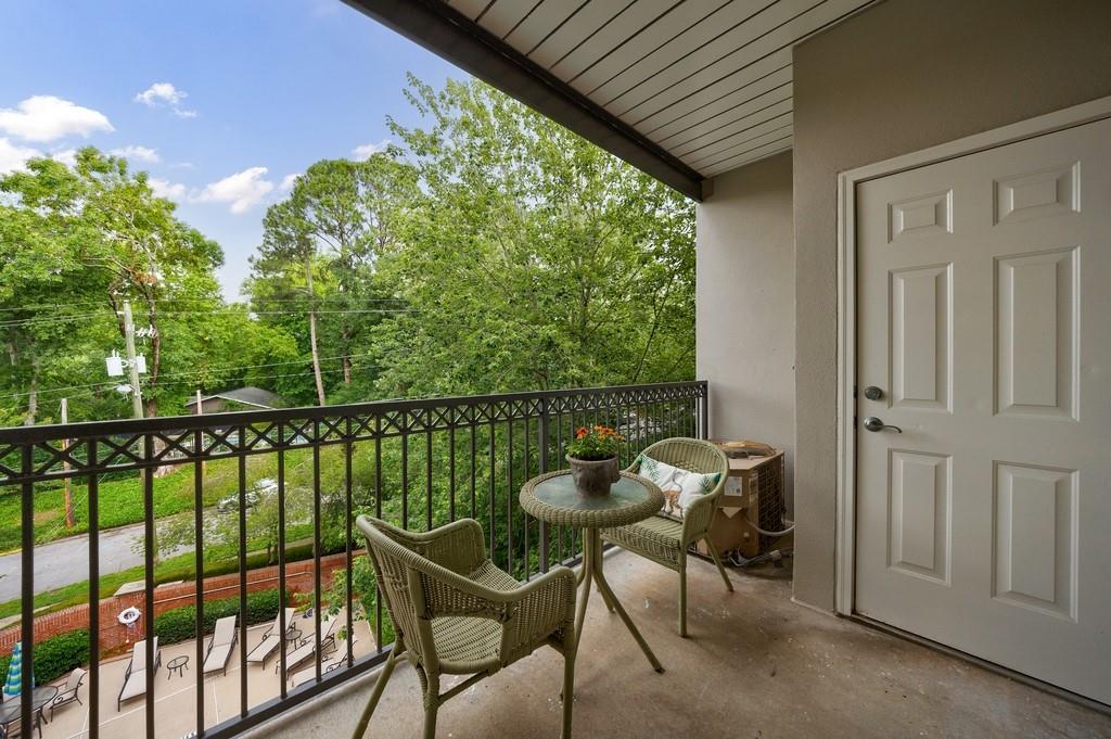 50 BISCAYNE Drive NW Unit 4110