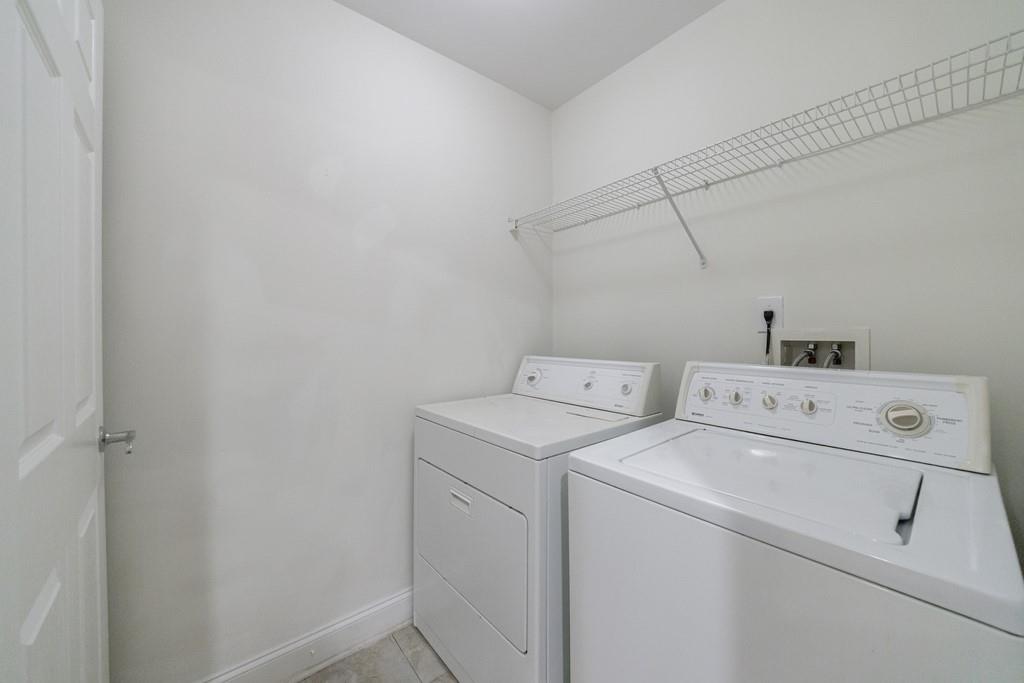 50 BISCAYNE Drive NW Unit 4110