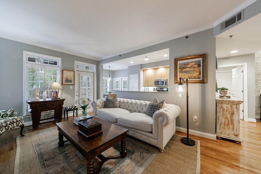 50 BISCAYNE Drive NW Unit 4110