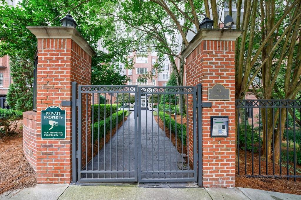 50 BISCAYNE Drive NW Unit 4110