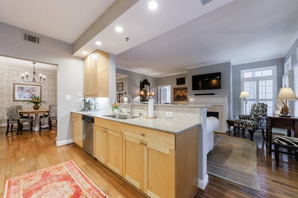 50 BISCAYNE Drive NW Unit 4110